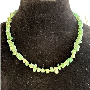 Vintage Green Aventurine Gemstone Chips Matinee Length Necklace 80s 90s Jewelry